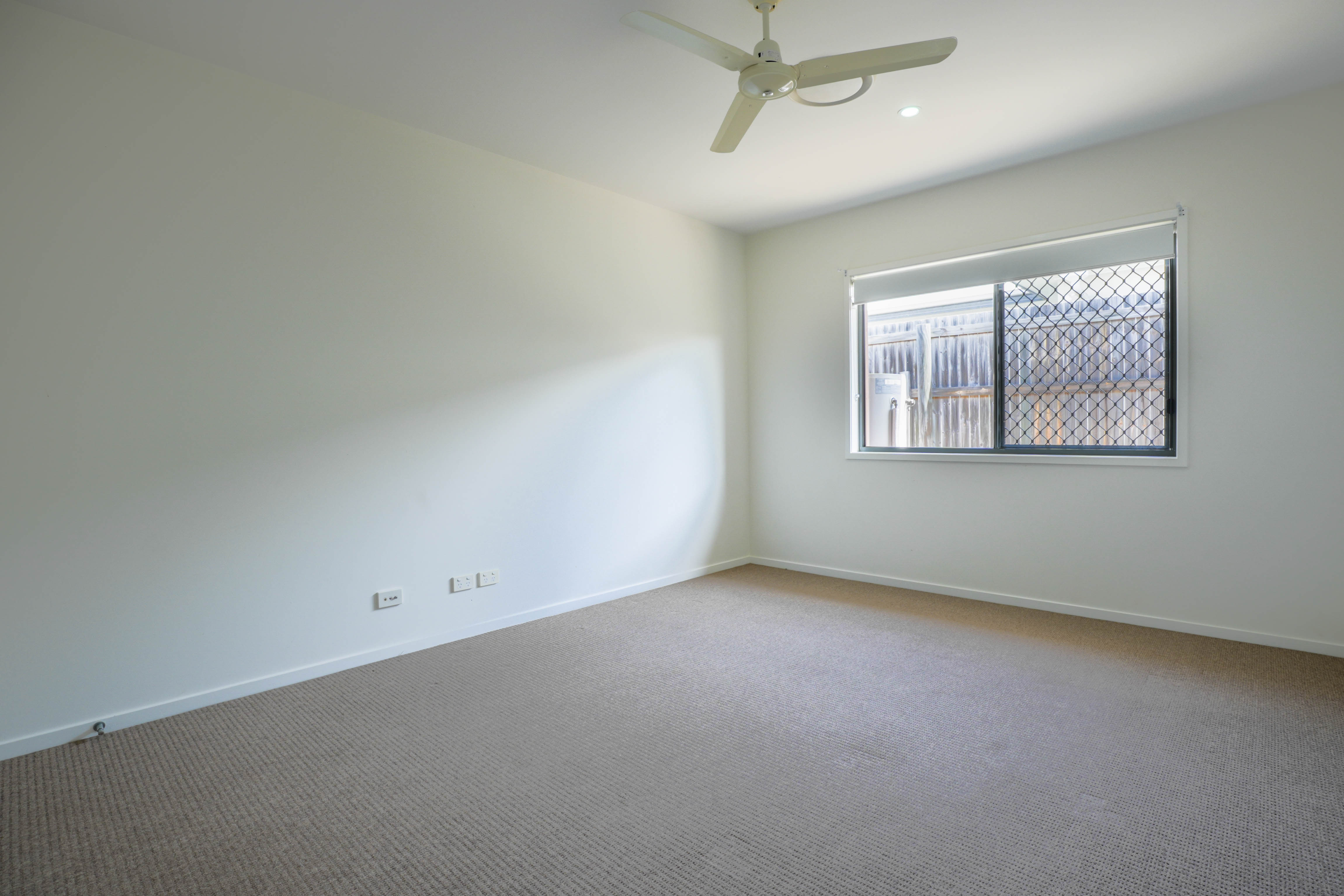 5 ISLA CT, NEW AUCKLAND QLD 4680, 0 habitaciones, 0 baños, House