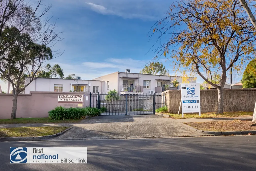 Templestowe 2房  Ground Floor Apartment Right Opposite Templestowe Village – Effortless Living Awaits!