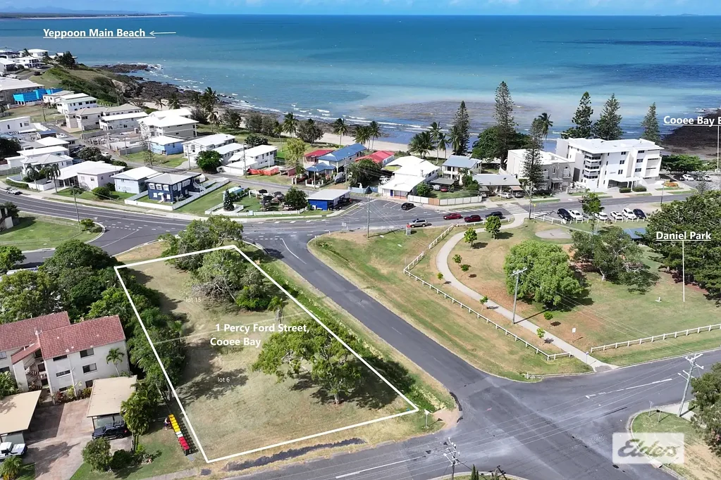Cooee Bay Exceptional Development or Lifestyle Opportunity in Cooee Bay