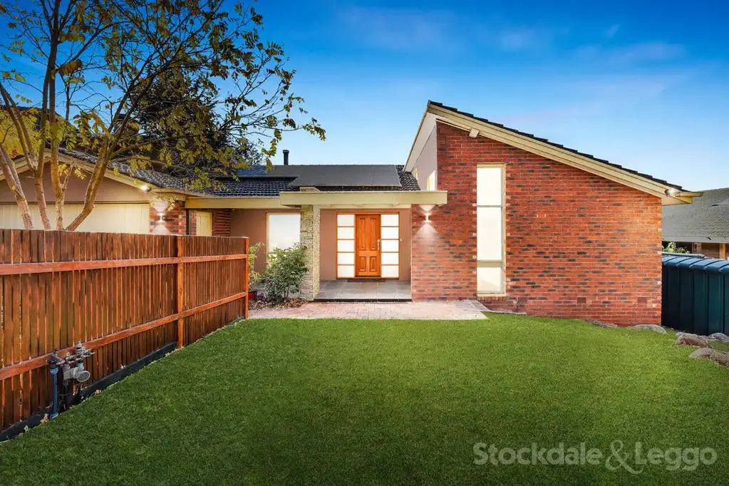 18 Homestead Drive, Wheelers Hill, VIC 3150