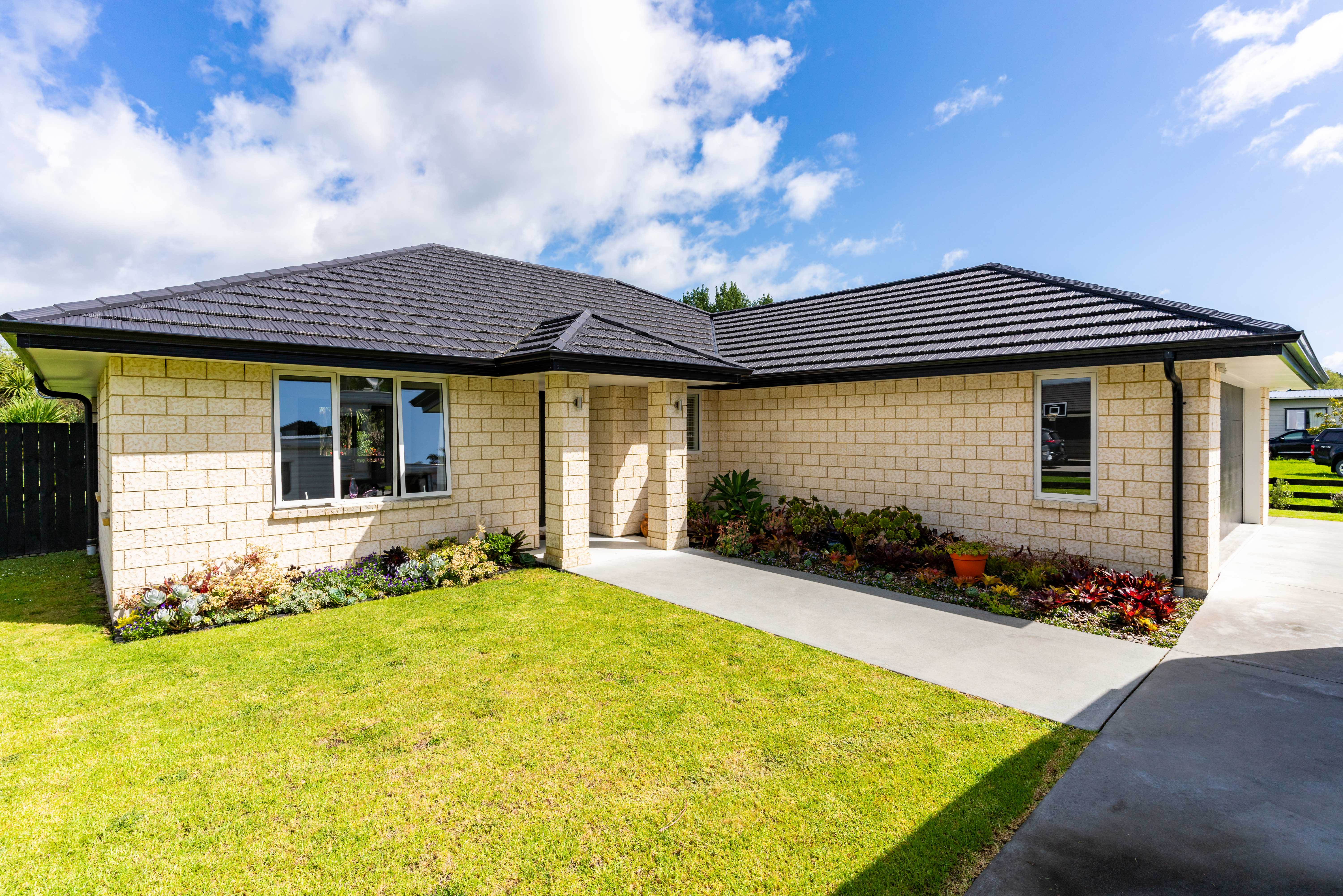 16 Jack Boyd Drive