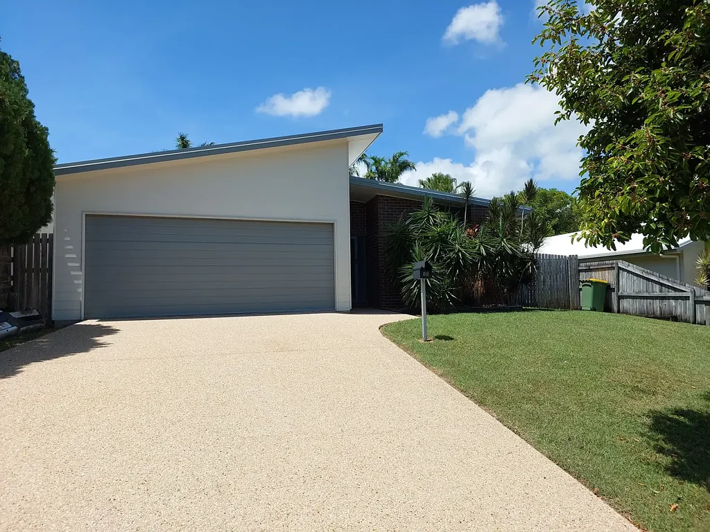 Family Home Close to the Beach