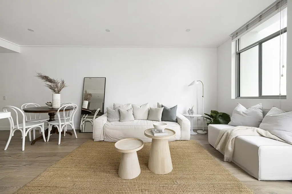 Designer House-Like Apartment With Double Parking