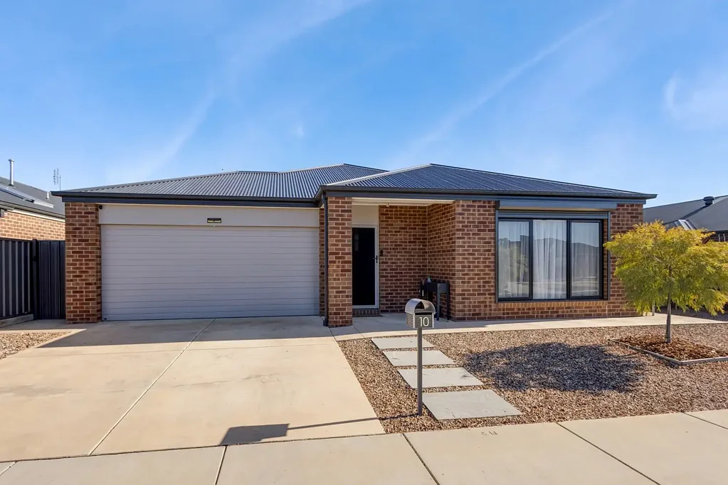 10 Falls Street, Marong, VIC 3515