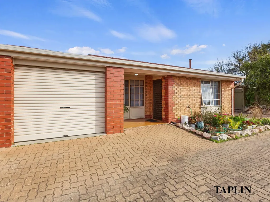 2 BEDROOM UNFURNISHED UNIT