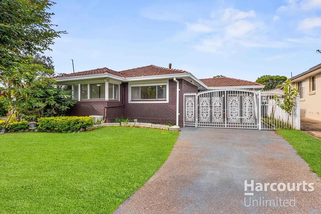 Blacktown 6Habitaciones Calling all Astute Investors and Large or Growing Families!