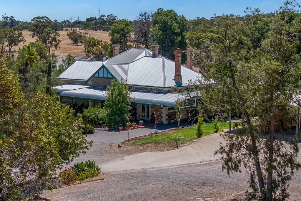 134 Farrell Flat Road, Clare, SA 5453