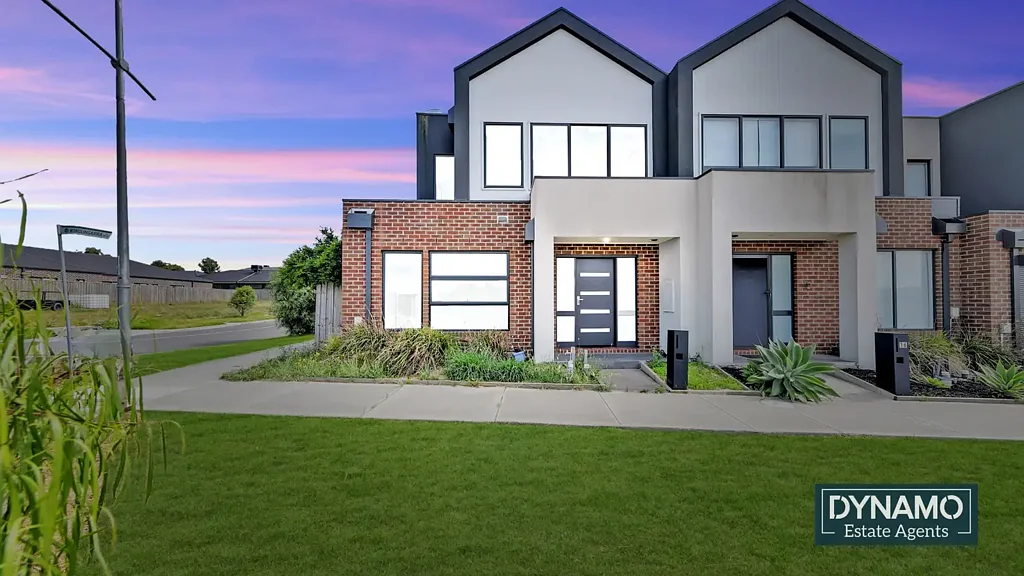 Style & comfort- 4 bedroom house available  for Lease