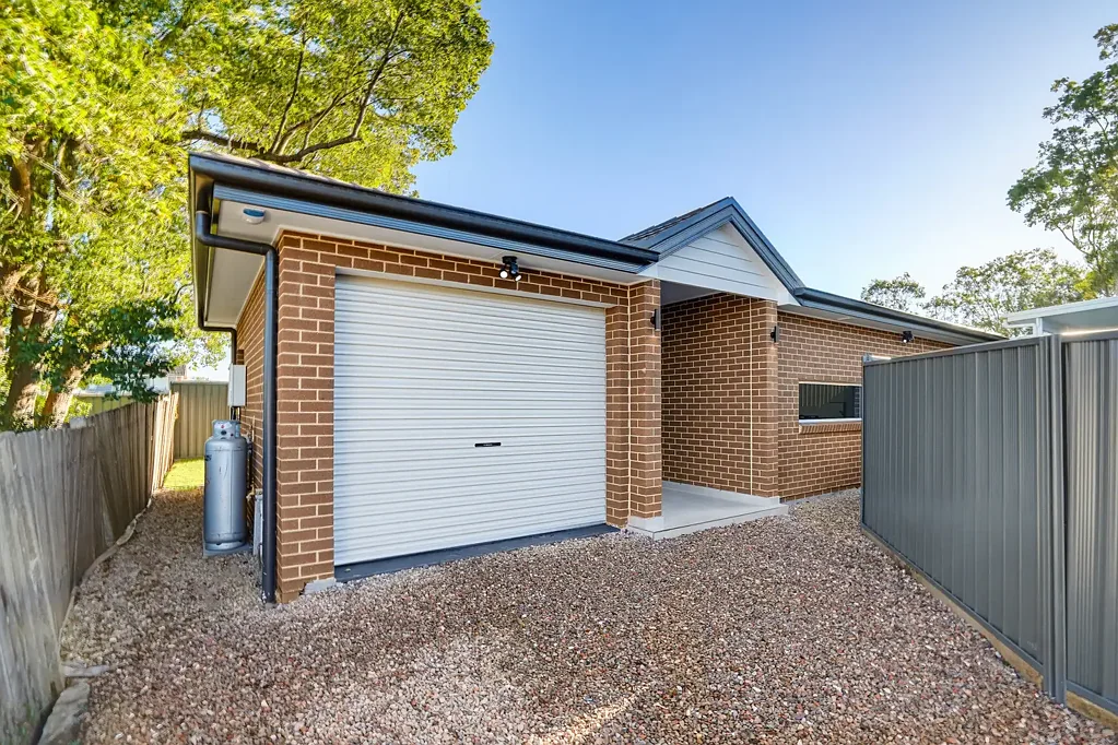 Brand New Granny Flat with Garage – Modern Living in Riverstone