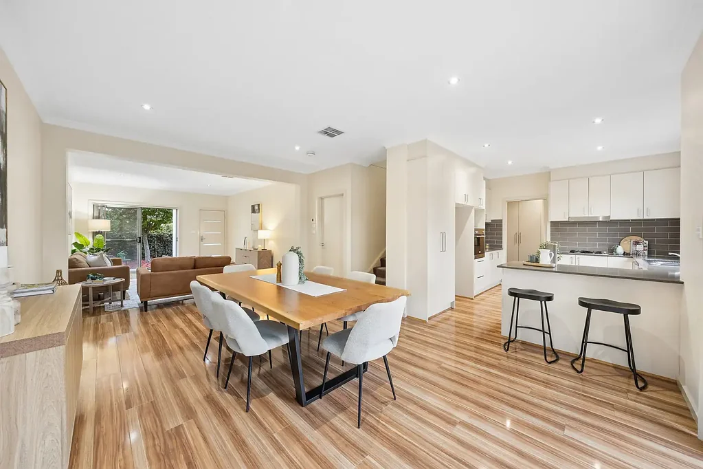 Forde 4Zimmer Modern Living with Stunning Reserve Views