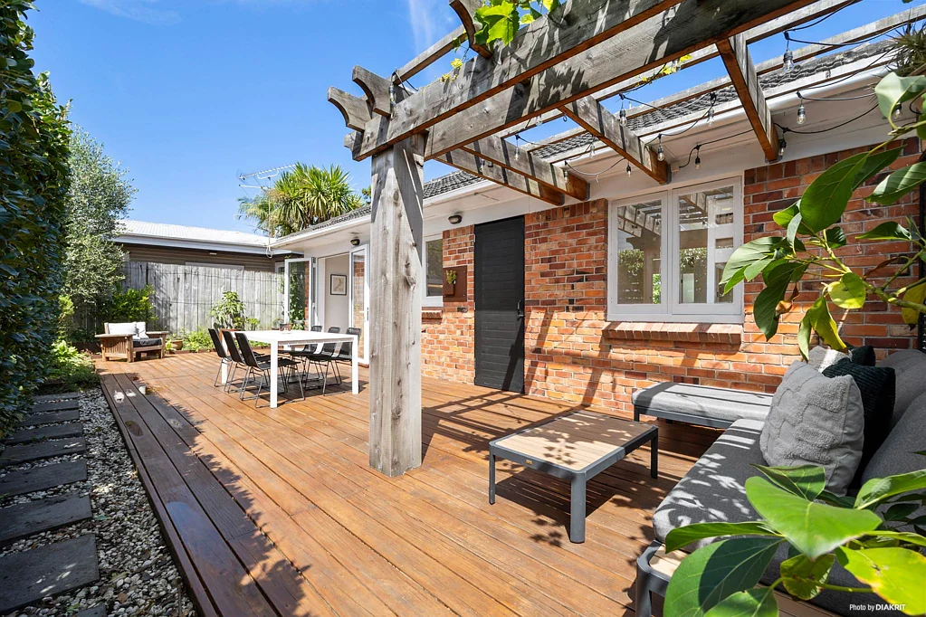 7 Bromley Place, Glen Innes, Auckland City, Auckland