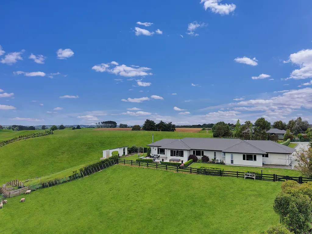 Feilding 4房  Luxury lifestyle on 8,528 sqm