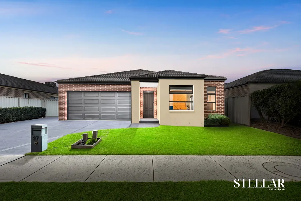 Pakenham 4ห้องนอน Spacious Family Living with Exceptional Parking in a Prime Pakenham Position!!