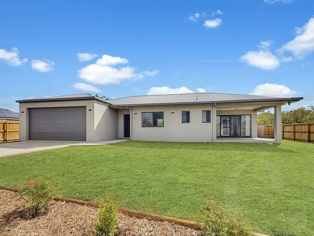 Mareeba 3Zimmer SKIP THE BUILD - 3 BED, 2 BATH QUALITY HOME ON 503m2!