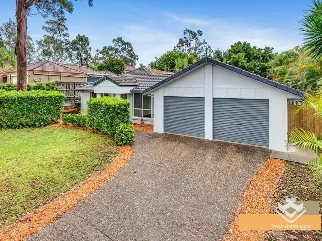 Prime Location & Spacious Living! Ideal Family Home in Creekwood Estate