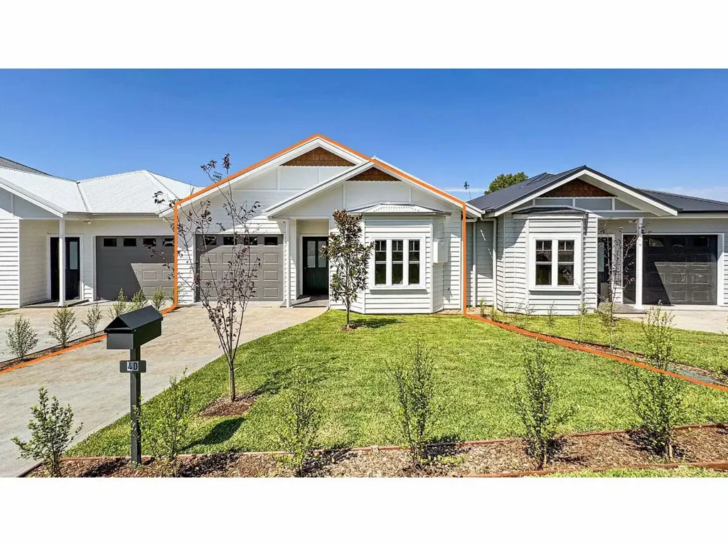 4D Crestwood Drive, Goulburn, NSW 2580
