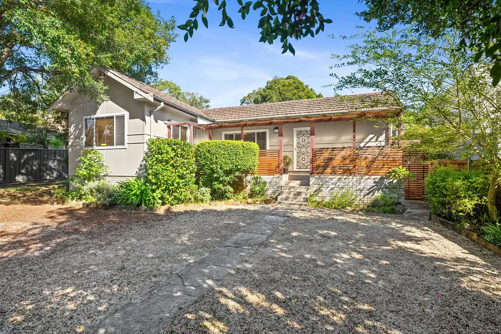 242 Henry Parry Drive, North Gosford, NSW 2250