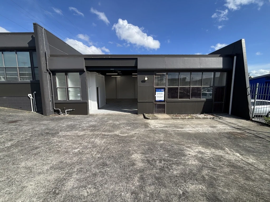 New Lynn Refurbished Corner Site in Prime Location