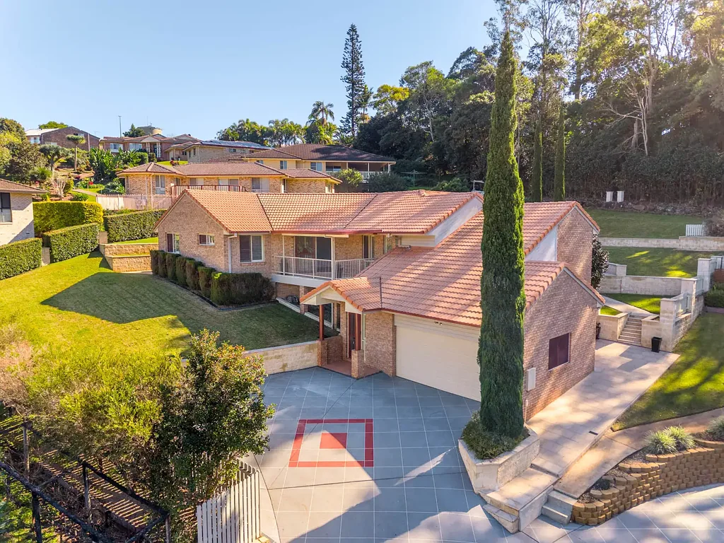 East Lismore 4ਬੈੱਡਰੂਮ Commanding Family Home