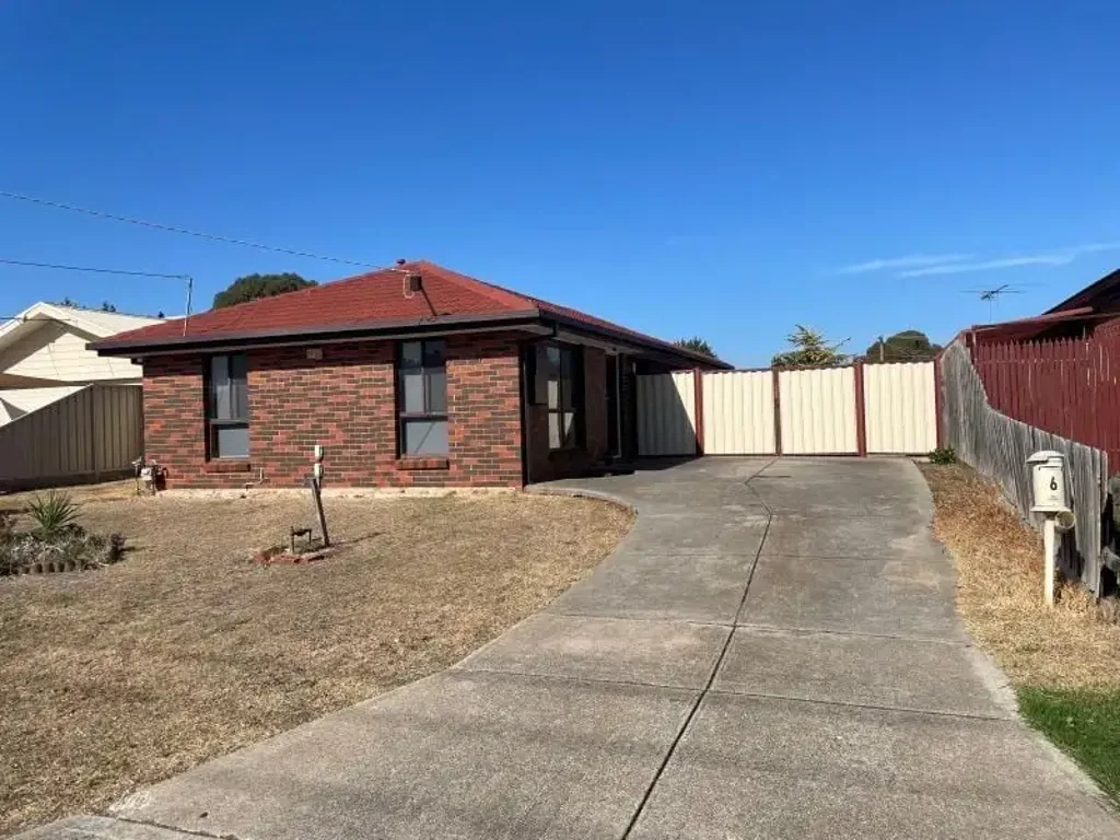 Spacious Family Home in Prime Location