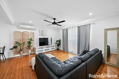 1 Unicomb Close, Rutherford, NSW 2320, 3房, 1浴, House