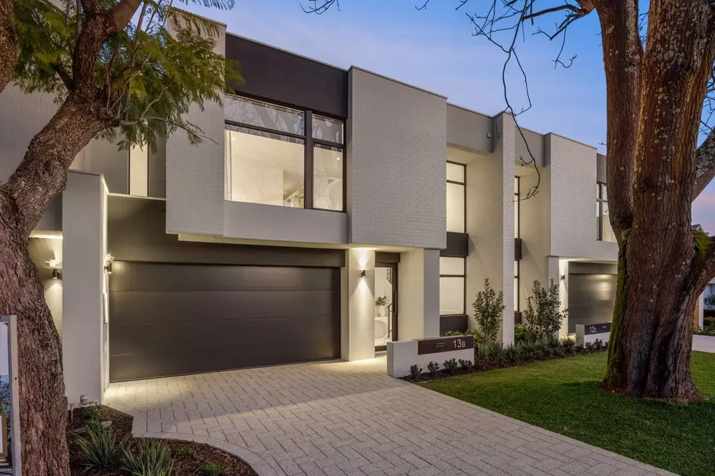 13 Macrae Road, Applecross, WA 6153