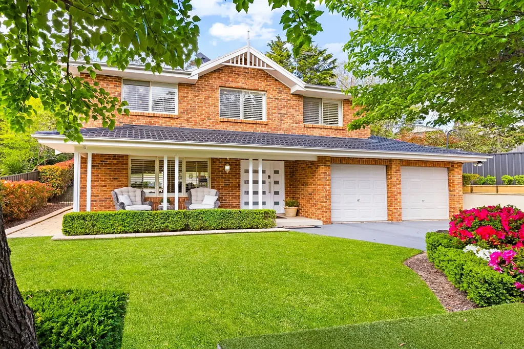 52 Shortland Street, Wentworth Falls, NSW 2782