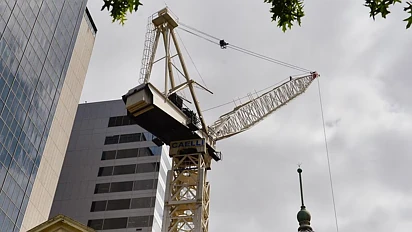 能源、住房项目全面爆发！澳洲基建热潮遭遇致命短板：劳动力荒来袭！