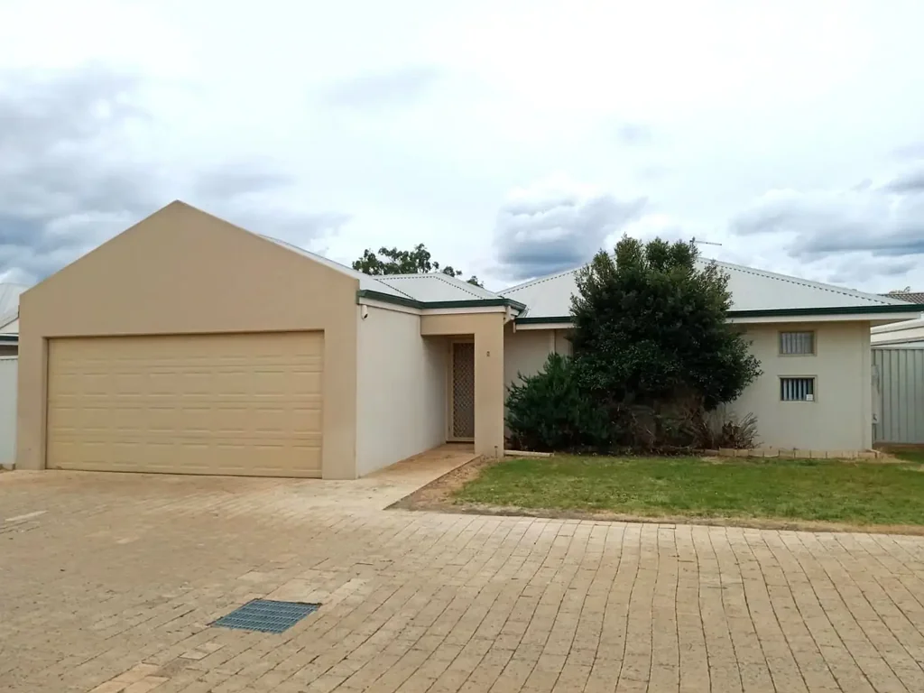 2/65 Bishop Road, Middle Swan, WA 6056