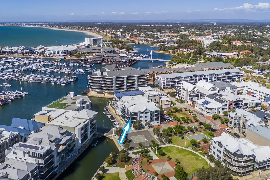 3/18 Cannaregio Square, Mandurah, WA 6210
