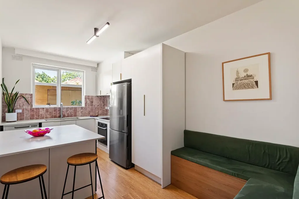 Ground Floor Apartment with Huge Entertainers Courtyard