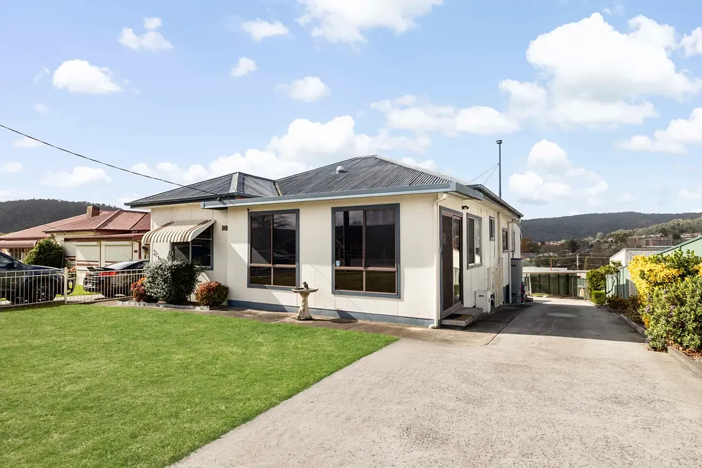 1047 Great Western Highway, Lithgow, NSW 2790