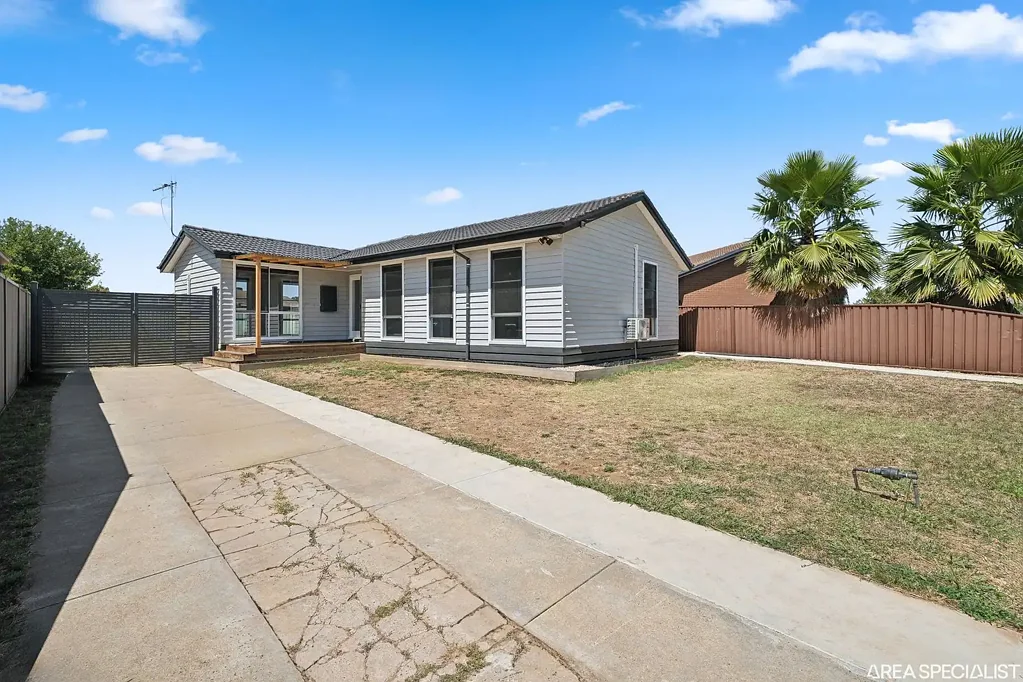 Shepparton 3कमरा The Brief: Fully Renovated Home Ready for Move-In