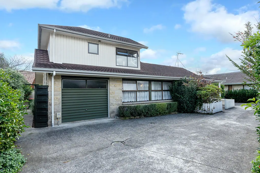 Chartwell 4Kwarto Lock up and Leave - Easy Living next to the Mall!