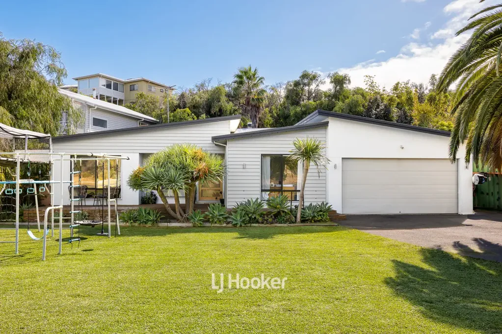 Binningup 3房  Fully Renovated Coastal Retreat on 1421m� Block