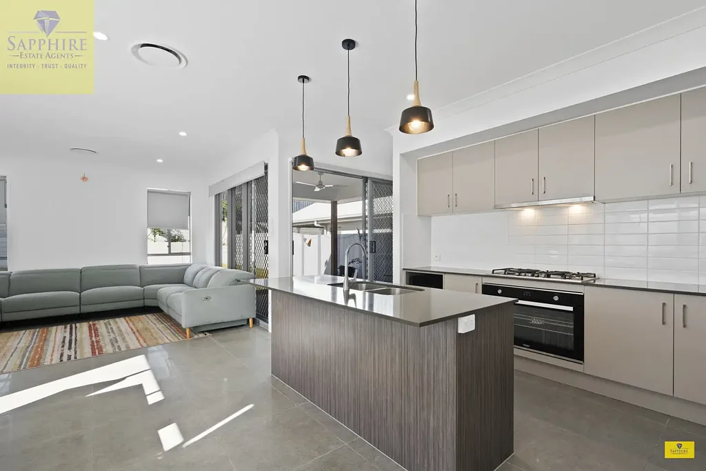 Pallara 5 Slaapkamer Modern Family Luxury with Space, Style & Versatility in the Heart of Pallara