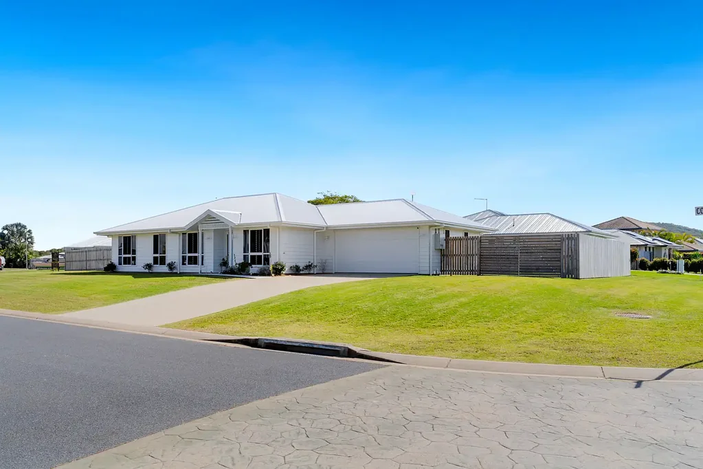 Zilzie 4 Bedroom COASTAL SMART HOME SANCTUARY WITH ZERO OPERATING COSTS