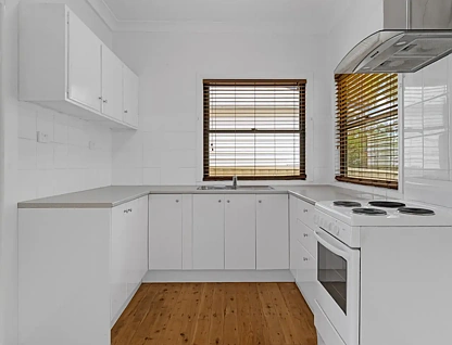 20 Laguna Parade, Berkeley Vale, NSW 2261, 2 ਕਮਰੇ, 1 ਬਾਥਰੂਮ, House