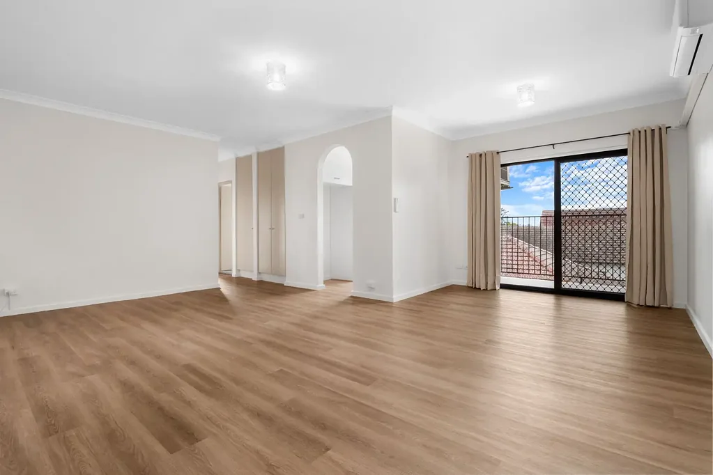 Central located renovated unit