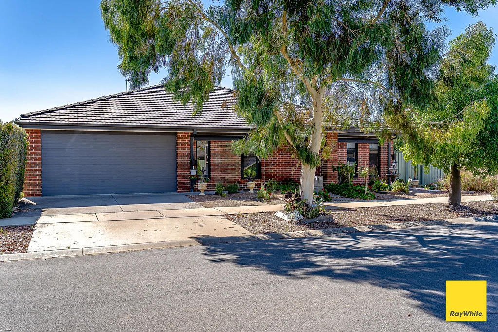 34 Greenfield Drive, Epsom, VIC 3551