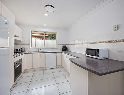 3 Coco Drive, Glenmore Park, NSW 2745, 4 Schlafzimmer, 2 Badezimmer, House