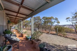 15 Fawell Road, Coondle