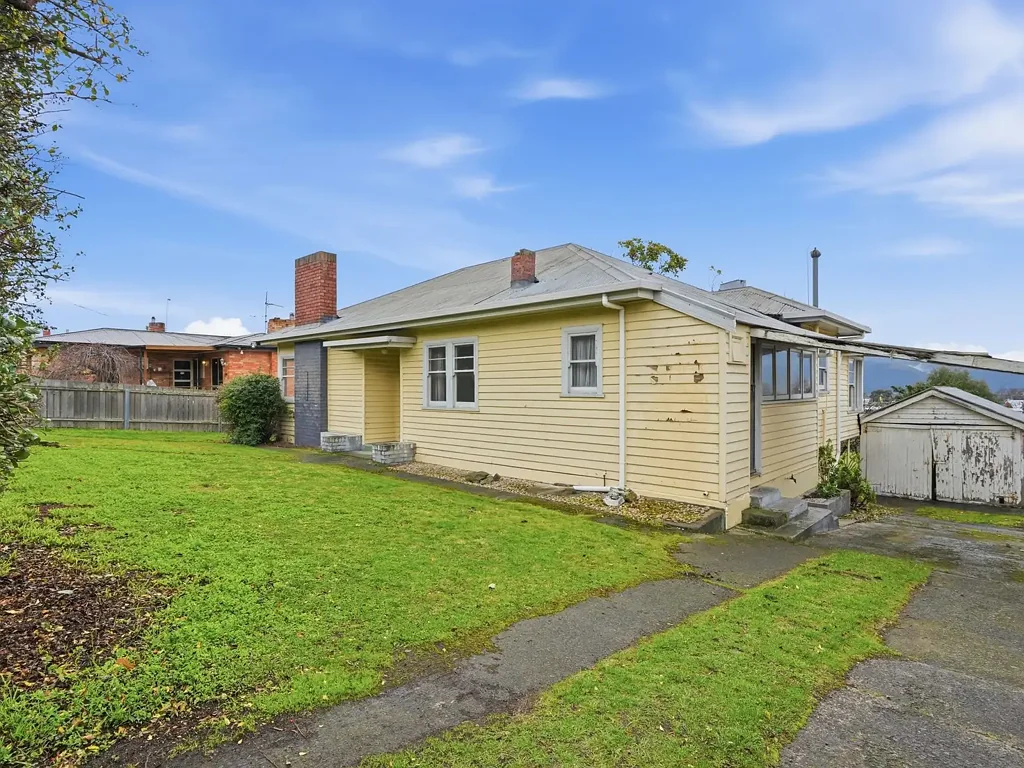 New Norfolk 3Habitaciones Endless Potential on a Generous Block