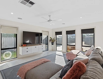 Unit 2/148 High St, Cobram, VIC 3644, 3房, 2浴, 独立屋