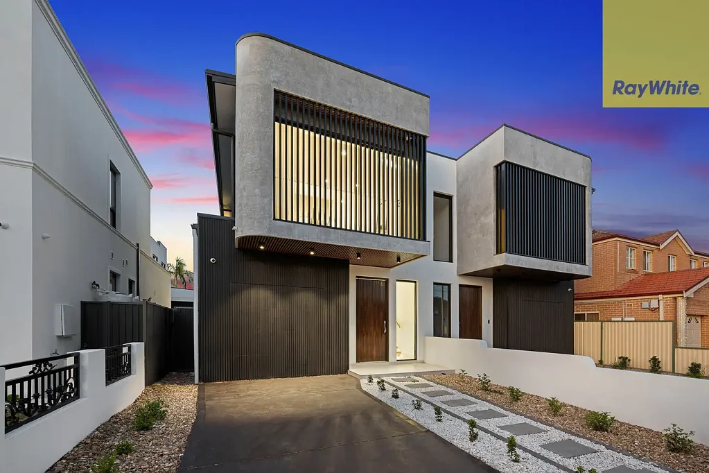 160 Tompson Road, Panania, NSW 2213