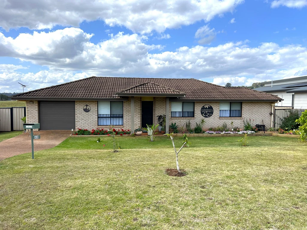 40 Frangipani Drive, Kingaroy, QLD 4610