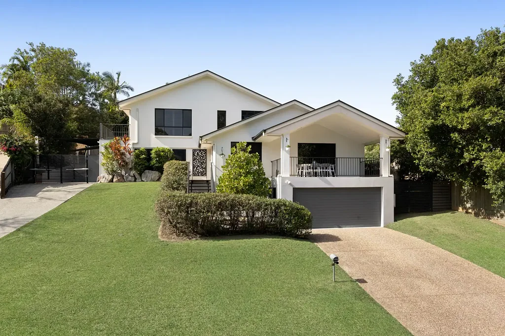 Buderim 5房  A Buderim Entertainer with Sunset Views and Serious Lifestyle