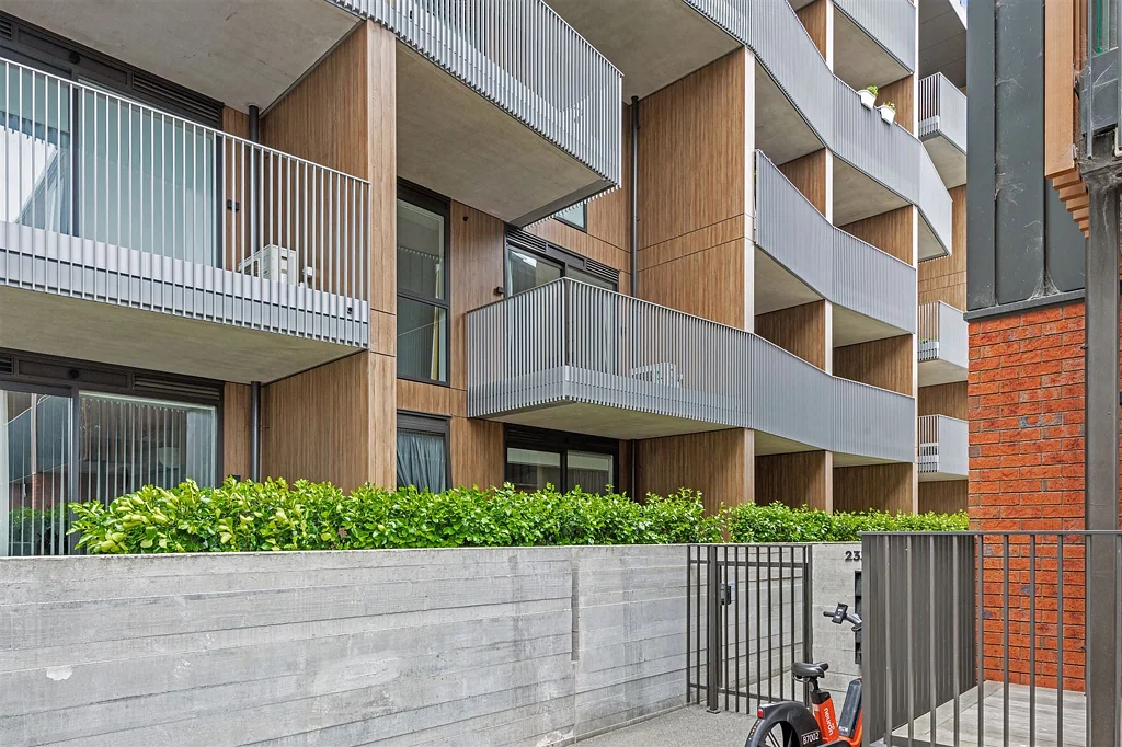 Christchurch Central 1 Bedroom Security For Singles!