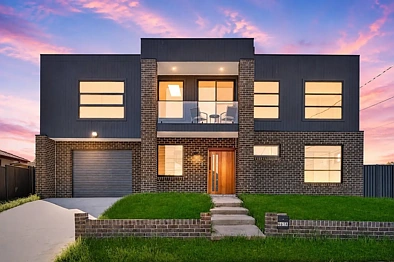 Shalvey 5Habitaciones Contemporary Family Luxury with Multiple Living Zones and Park Views