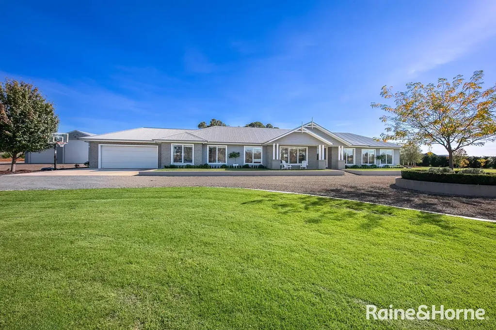 Gisborne 4chambre Contemporary Acreage Living with Premium Features & Space to Match